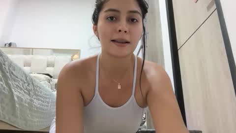 Sophie online show from April 1, 4:02 am