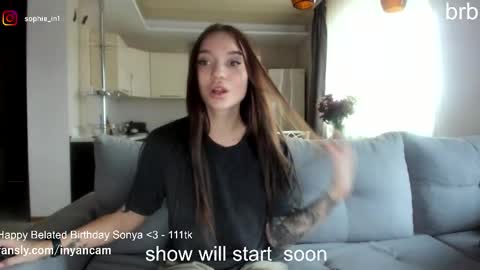 Sonya  online show from November 21, 5:20 am