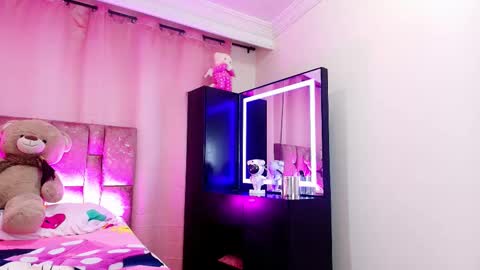  SOPHIE JANNER online show from September 19, 11:26 pm