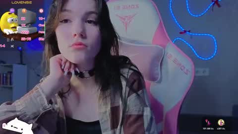 sophie_nomenal_ online show from January 14, 9:58 am