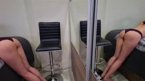 sophie_secret63 online show from November 15, 8:32 pm