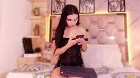 Sophie  online show from March 29, 4:11 am