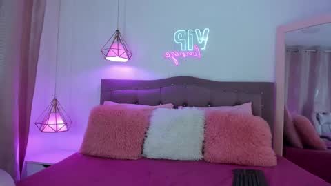 Sophie  online show from September 9, 3:28 am