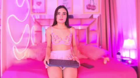 Sophie  online show from January 15, 9:37 am