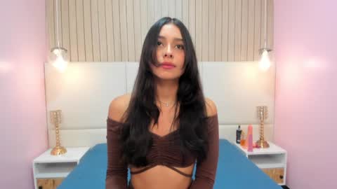 Sophie online show from January 18, 2:36 am