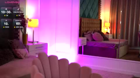 Sophie online show from February 25, 6:47 am