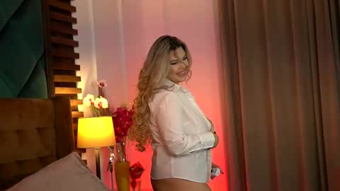 Sophie online show from February 12, 10:50 am