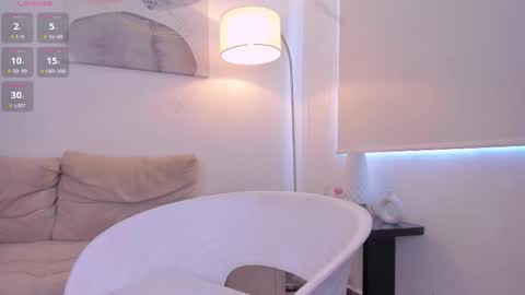 Sophie online show from September 15, 4:25 pm