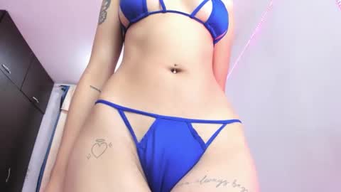 sophiee_grey online show from April 12, 2:25 am