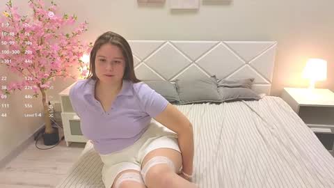 Sophie online show from December 6, 11:00 am