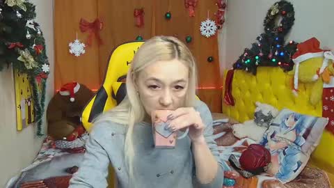 sophiekittyy online show from January 23, 7:22 am