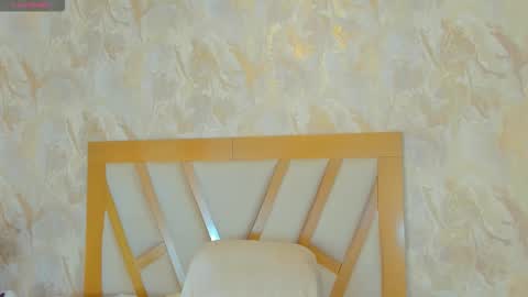 Sophie online show from December 18, 12:32 pm