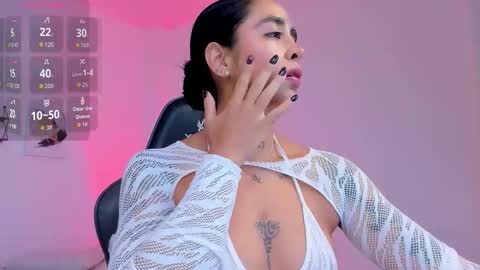 sophierooy online show from February 24, 1:16 am