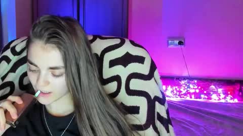 Sophie and my bestie Mandy    online show from January 16, 6:26 pm