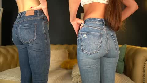 Sophydiva online show from November 17, 6:36 am