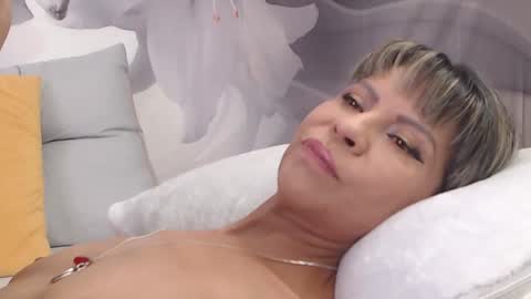 Sophy online show from February 1, 3:28 pm