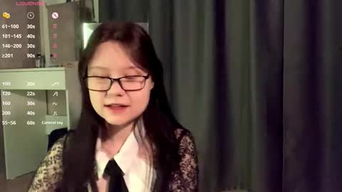 lily online show from November 29, 11:53 pm