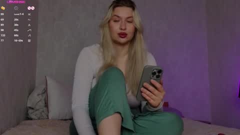 soulmeinme online show from October 1, 7:30 pm