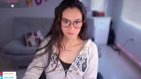 Luisa    online show from March 9, 9:36 pm