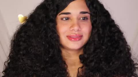 You want to talk to me more personal follow me in My Channel VIP  50 the discount       online show from February 17, 12:21 am