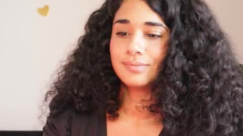 You want to talk to me more personal follow me in My Channel VIP  50 the discount       online show from January 12, 8:25 pm