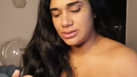 You want to talk to me more personal follow me in My Channel VIP  50 the discount       online show from February 20, 11:38 pm