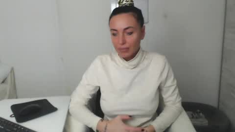 Carla online show from March 4, 5:56 pm