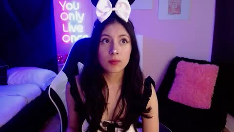 scarlett online show from March 2, 1:18 pm