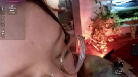 Alicia online show from May 27, 1:57 am