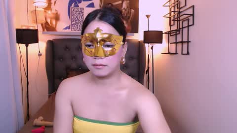 spicyhotchicks online show from January 7, 11:30 pm