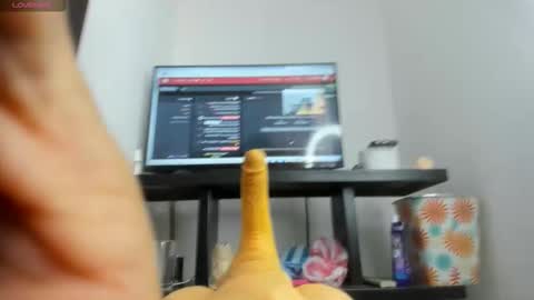 EVA online show from December 16, 8:15 pm