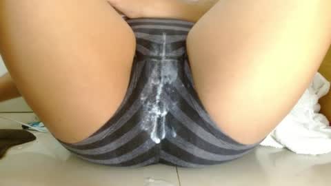 squirtkat25 online show from July 10, 1:17 am