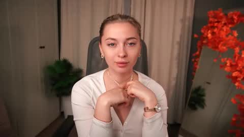 Kate online show from November 14, 2:28 pm