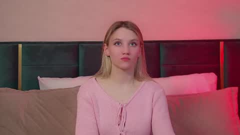 StacyEvances online show from March 23, 6:58 pm