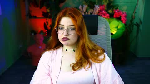 Stasey online show from April 4, 8:24 am