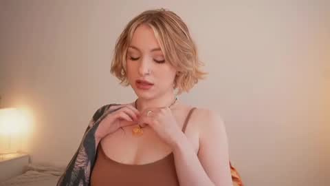 Kristina online show from April 1, 1:41 pm