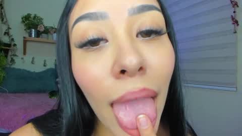 Alisson  online show from February 15, 11:38 pm