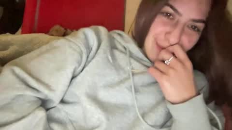 stefy_glow online show from March 9, 7:15 pm