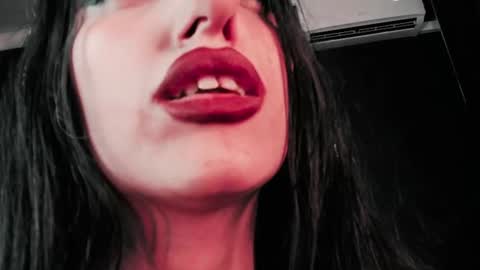 Stella Darkspace online show from June 25, 4:41 pm