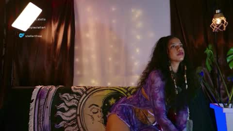 stellart_ online show from April 13, 2:35 am