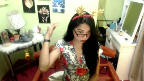 Stella sweet online show from December 25, 8:40 am