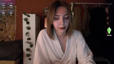 Stephanie 3 online show from September 22, 6:17 pm