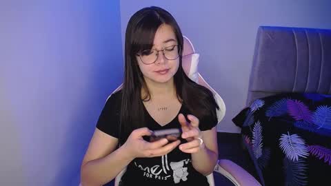 Emma online show from February 20, 3:01 am