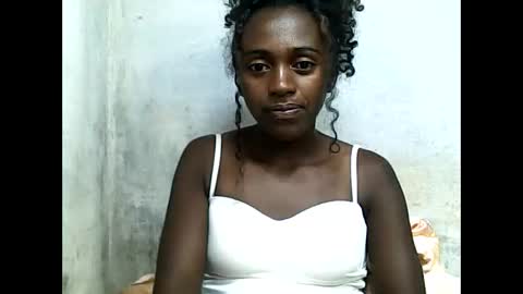 stephania12112343 online show from June 2, 6:31 pm