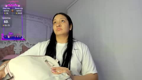         online show from February 6, 2:11 am