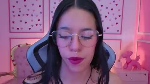 Stephania online show from October 8, 12:42 pm