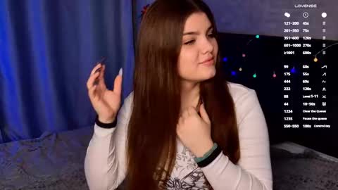 Steph online show from December 17, 12:16 am