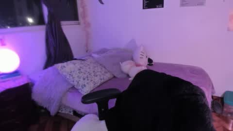 Stephanie  online show from March 26, 2:14 am