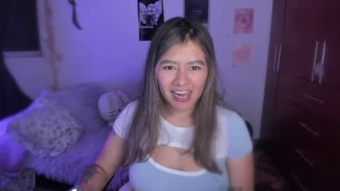 Stephanie  online show from March 19, 2:27 am