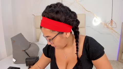 Stefanny online show from February 4, 10:13 pm